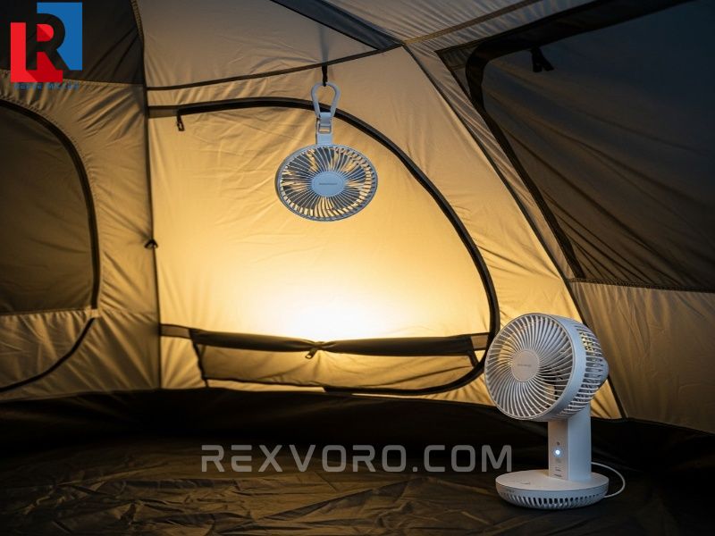 interior-view-of-a-high-quality-well-ventilated-tent-for-florida-camping-highlighting-essential-battery-powered-fans-and-cooling-accessories
