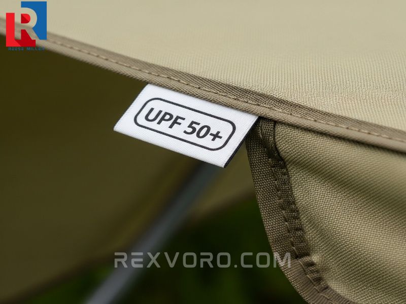 label-displaying-upf-50-rating-on-a-premium-camping-chair-with-shade-fabric